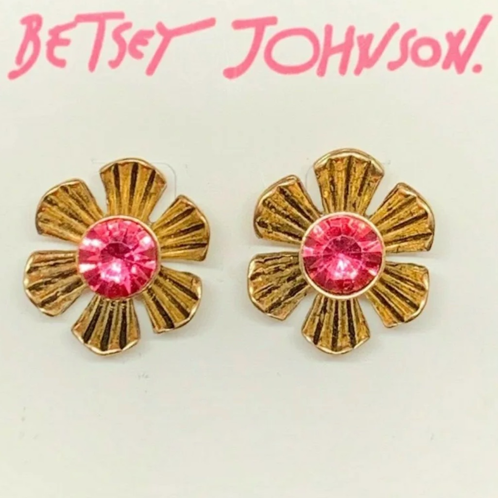 Betsey Johnson Tortifly Pink Flower Stud Earrings 22$
